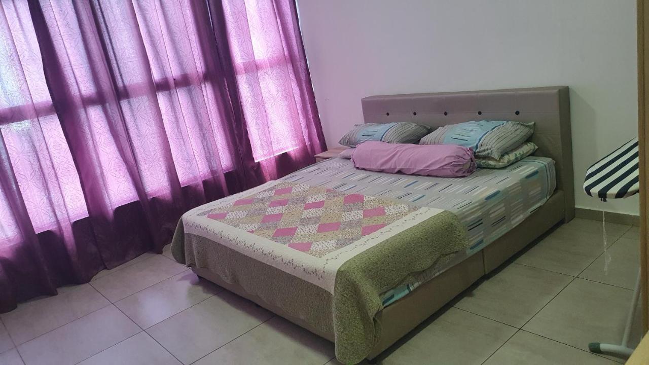 Atlantis Two Bedroom 4 - 10 Pax Apartment *