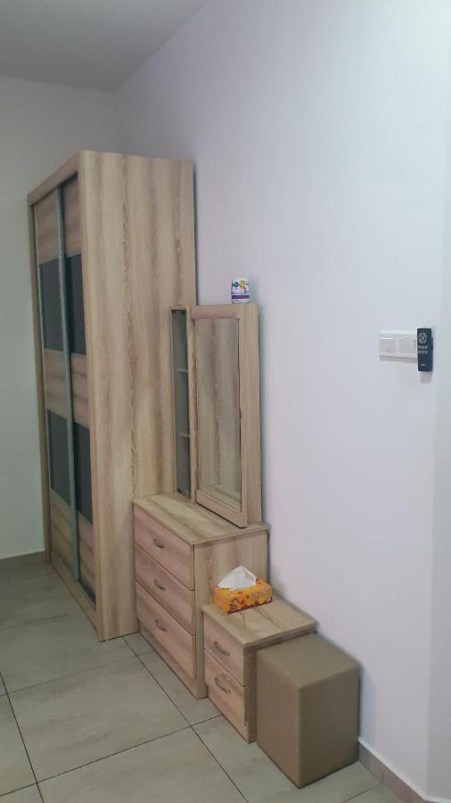 Atlantis Two Bedroom 4 - 10 Pax *